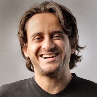 Headshot profile photo for handstand student testimonial