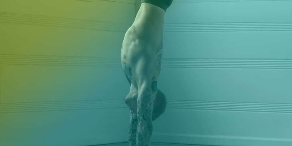 Going from the wall to freestanding handstand photoshoot 2024